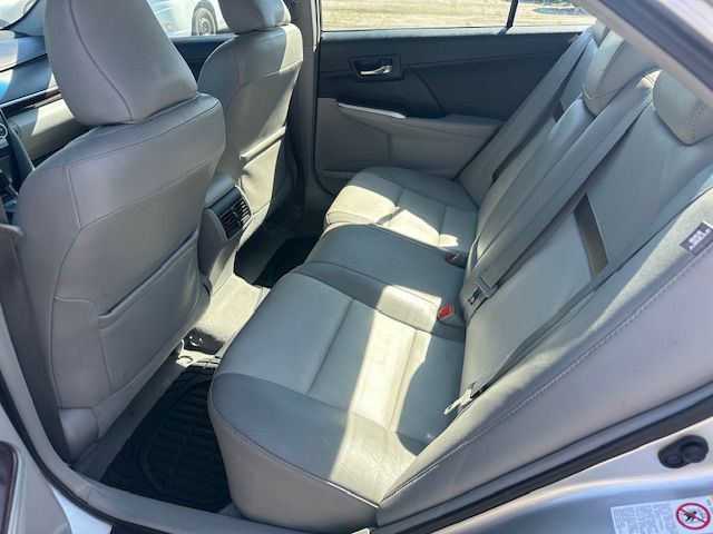 2013 Toyota Camry Image 14