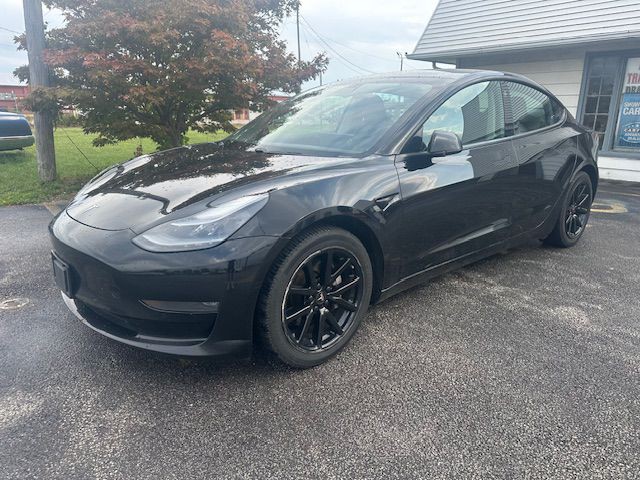 2021 Tesla Model 3 Image 3