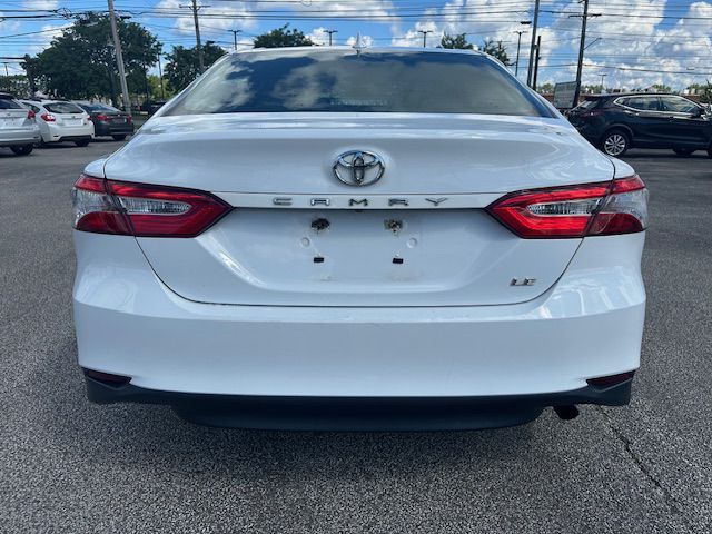 2019 Toyota Camry Image 8