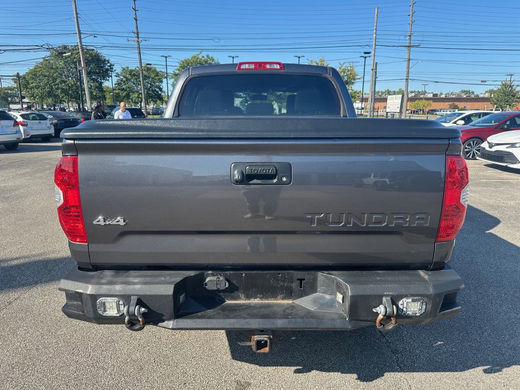 2015 Toyota Tundra Image 8