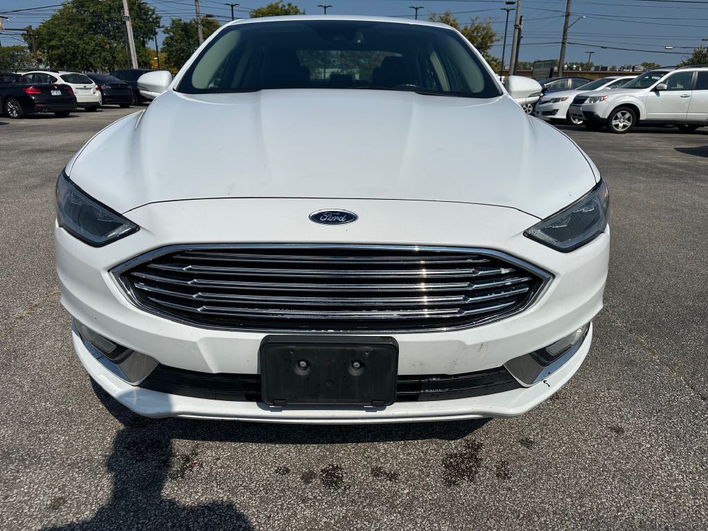2017 Ford Fusion Image 2