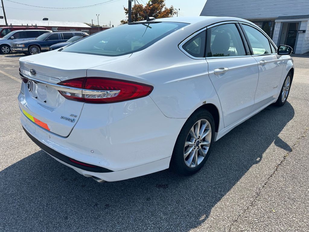 2017 Ford Fusion Image 5