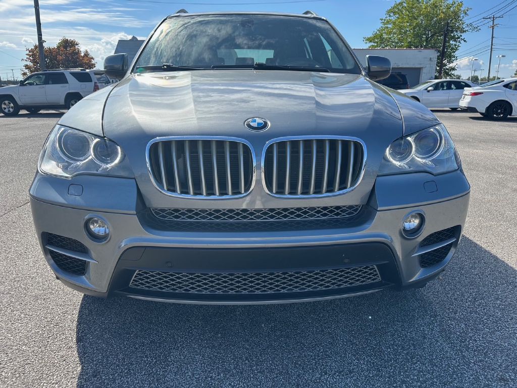 2012 BMW X5 Image 2