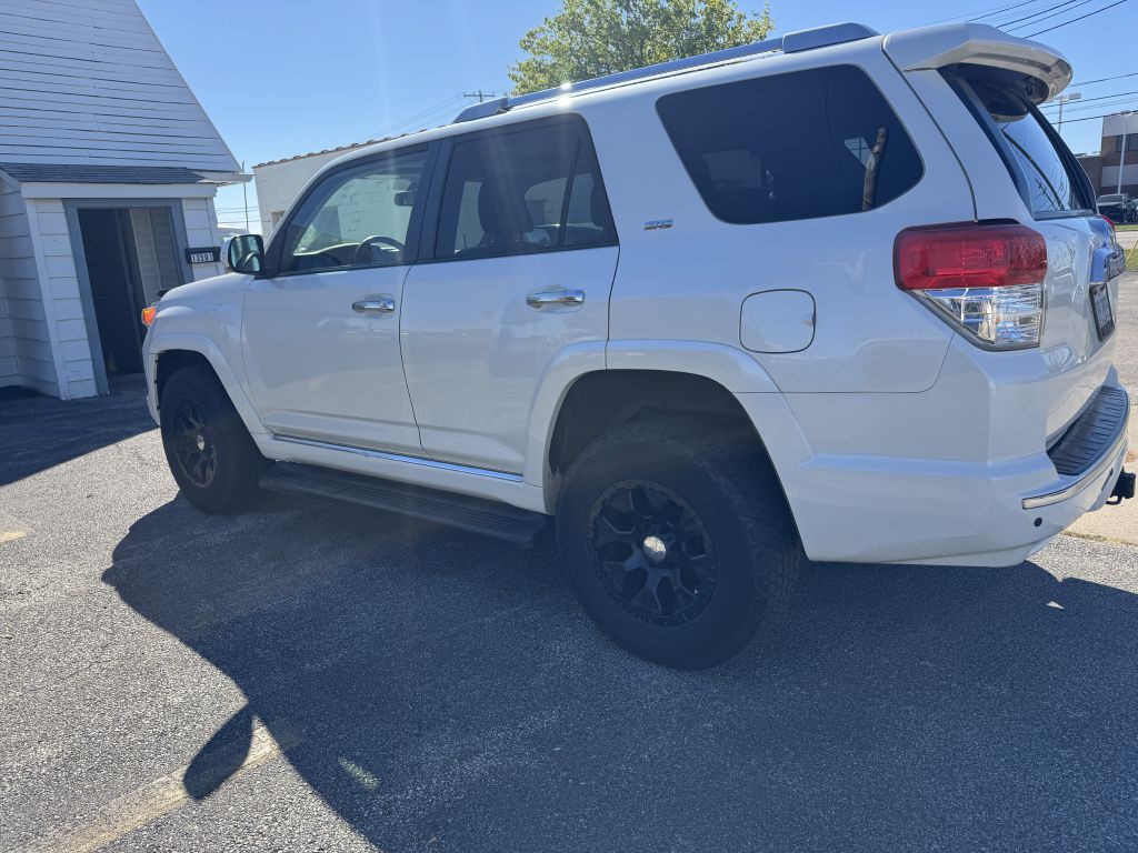 2010 Toyota 4Runner Image 4