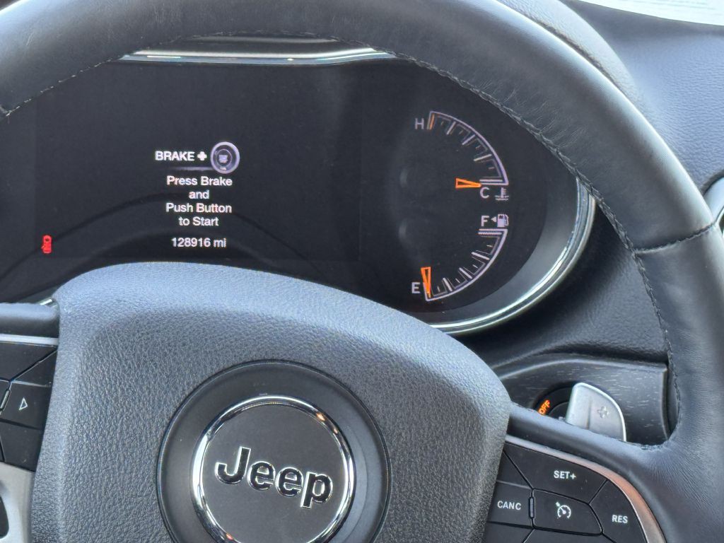2017 Jeep Grand Cherokee Image 6