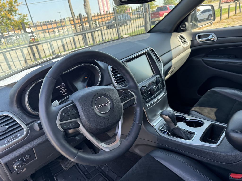 2017 Jeep Grand Cherokee Image 8