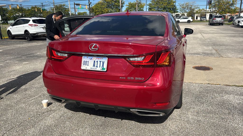 2013 Lexus GS Image 2
