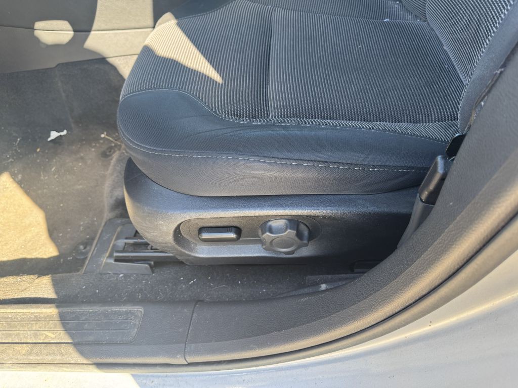 2017 Ford Taurus Image 5