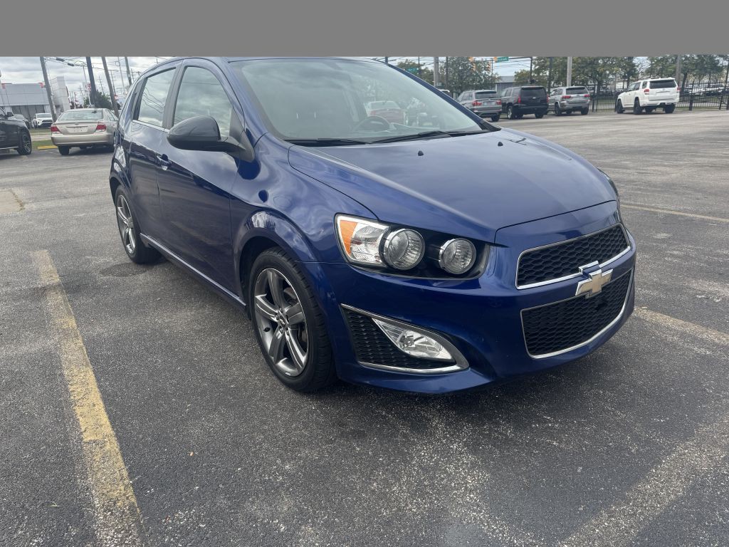 2014 Chevrolet Sonic Image 1