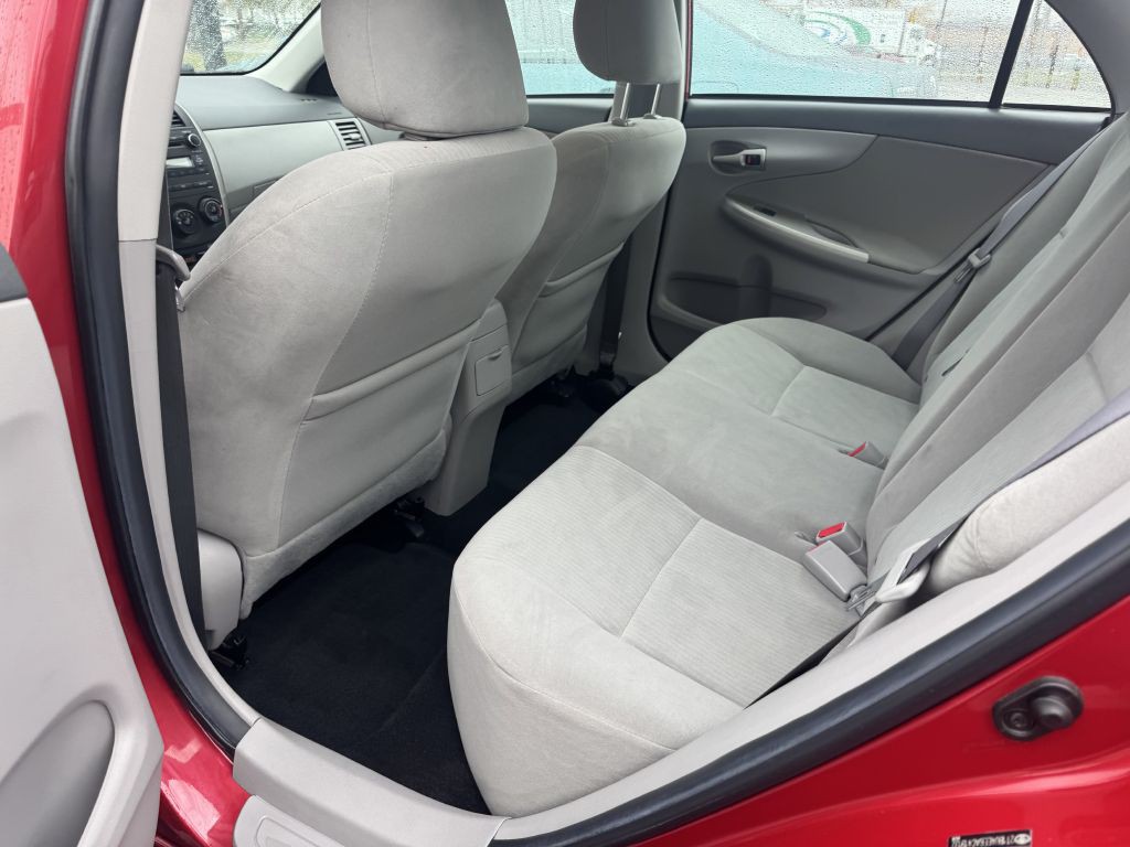 2010 Toyota Corolla Image 7