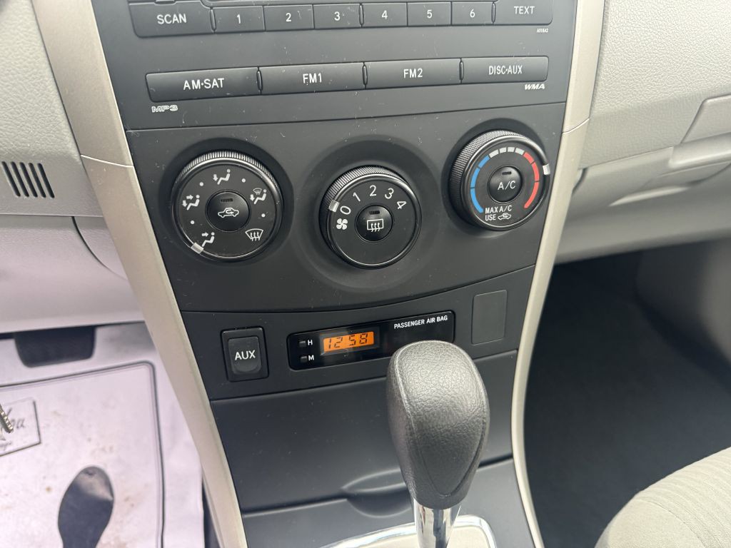 2010 Toyota Corolla Image 10