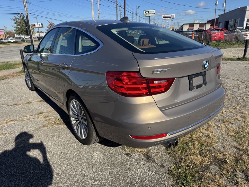 2014 BMW 3 Series Image 4