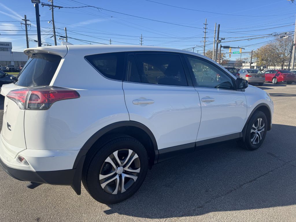2018 Toyota Rav4 Image 5