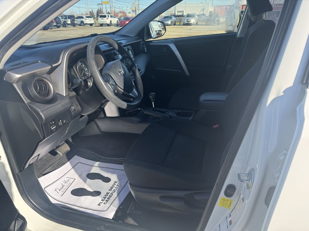 2018 Toyota Rav4 Image 10