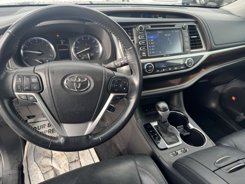 2014 Toyota Highlander Image 7