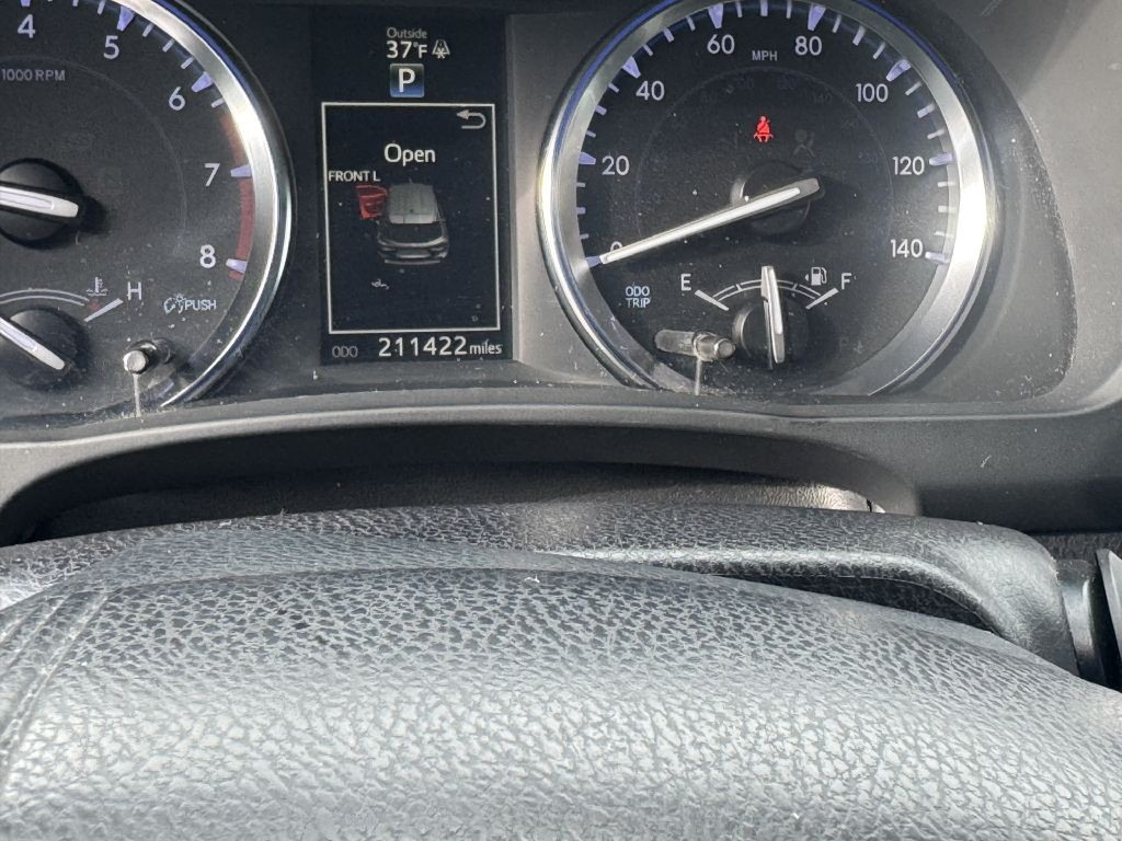 2014 Toyota Highlander Image 11