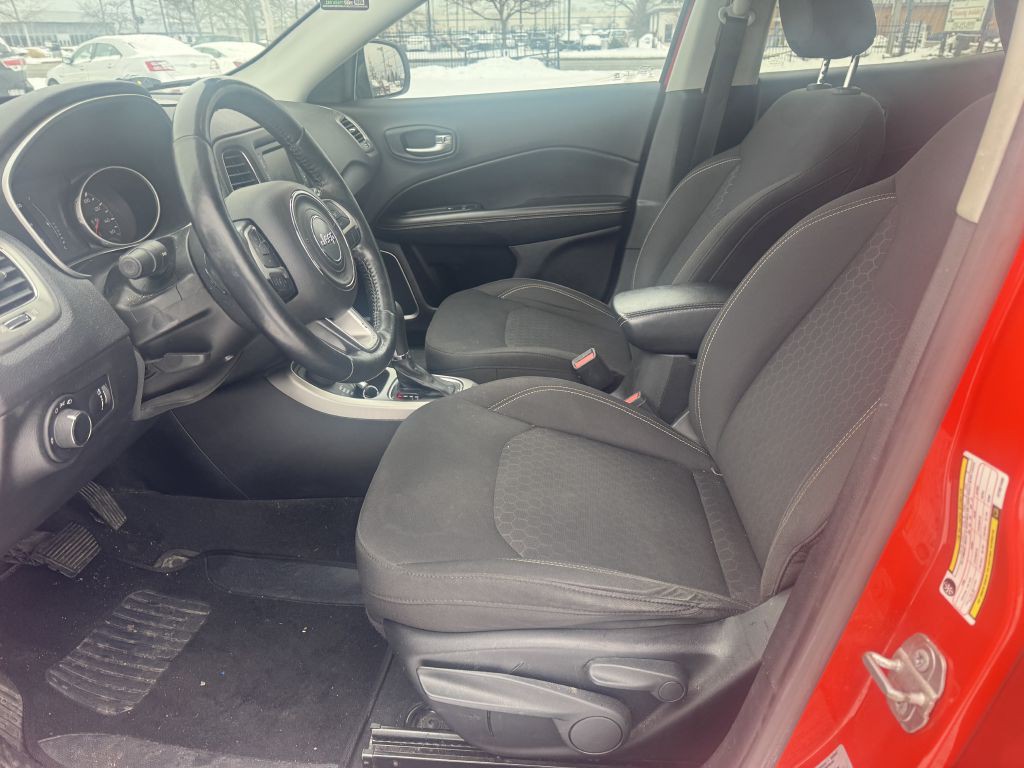 2017 Jeep Compass Image 7