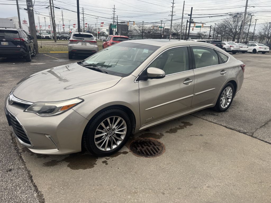 2016 Toyota Avalon Image 2