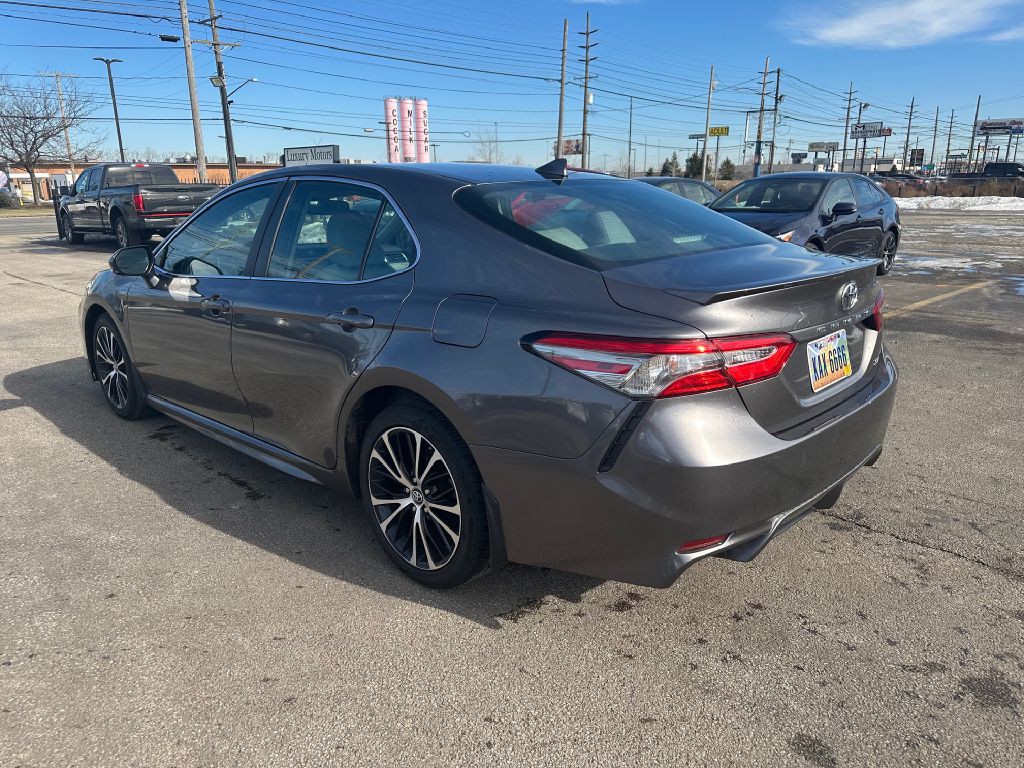 2019 Toyota Camry Image 5