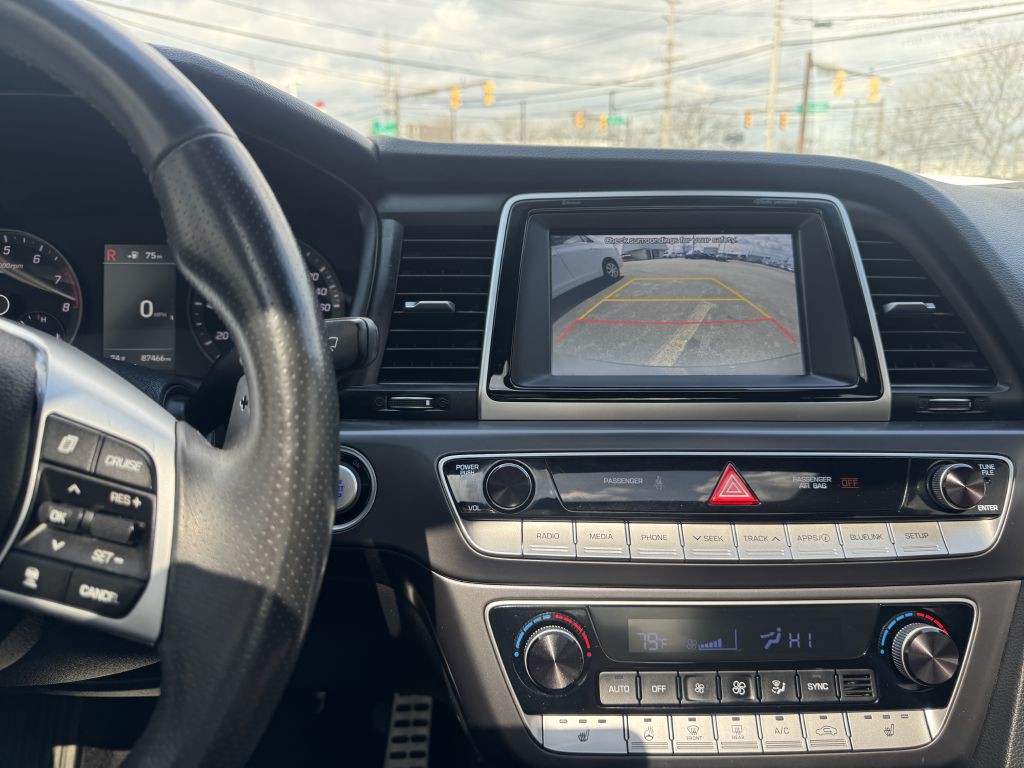 2018 Hyundai Sonata Image 8