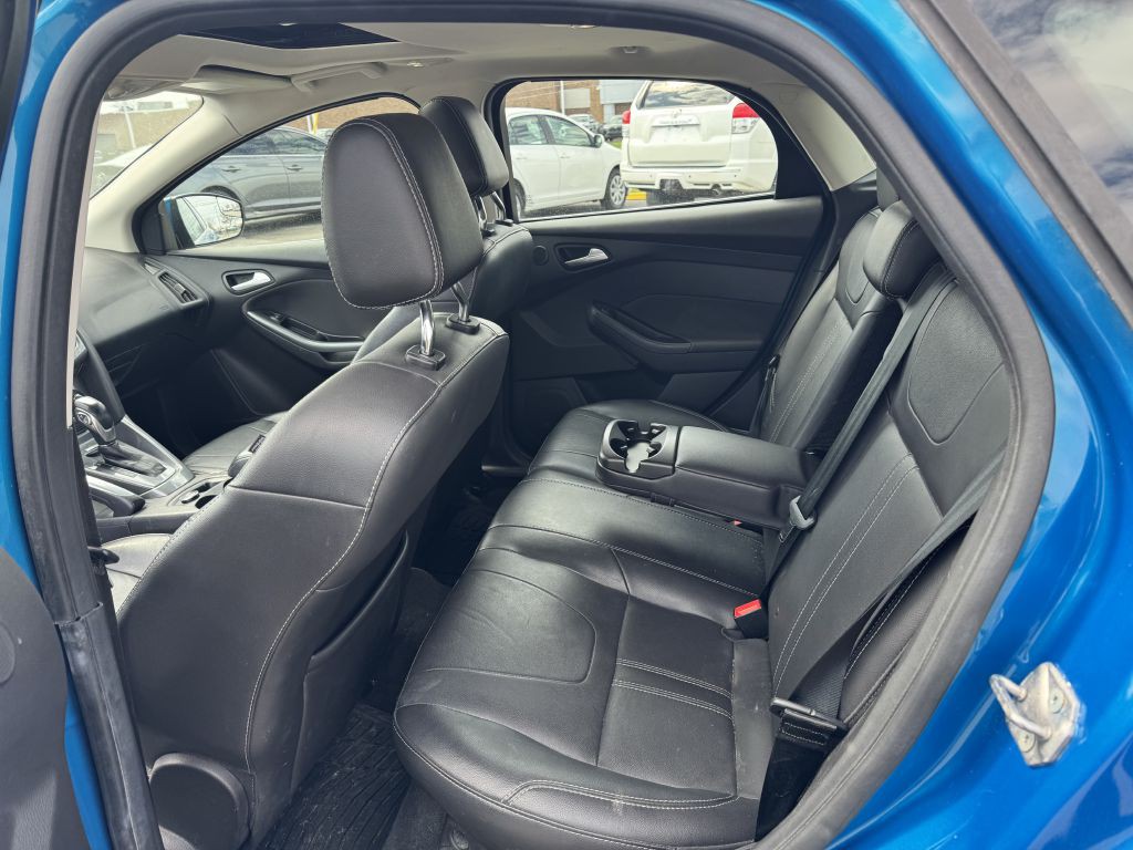 2012 Ford Focus Image 6