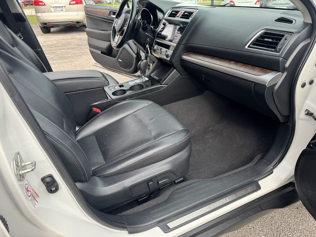 2015 Subaru Outback Image 8