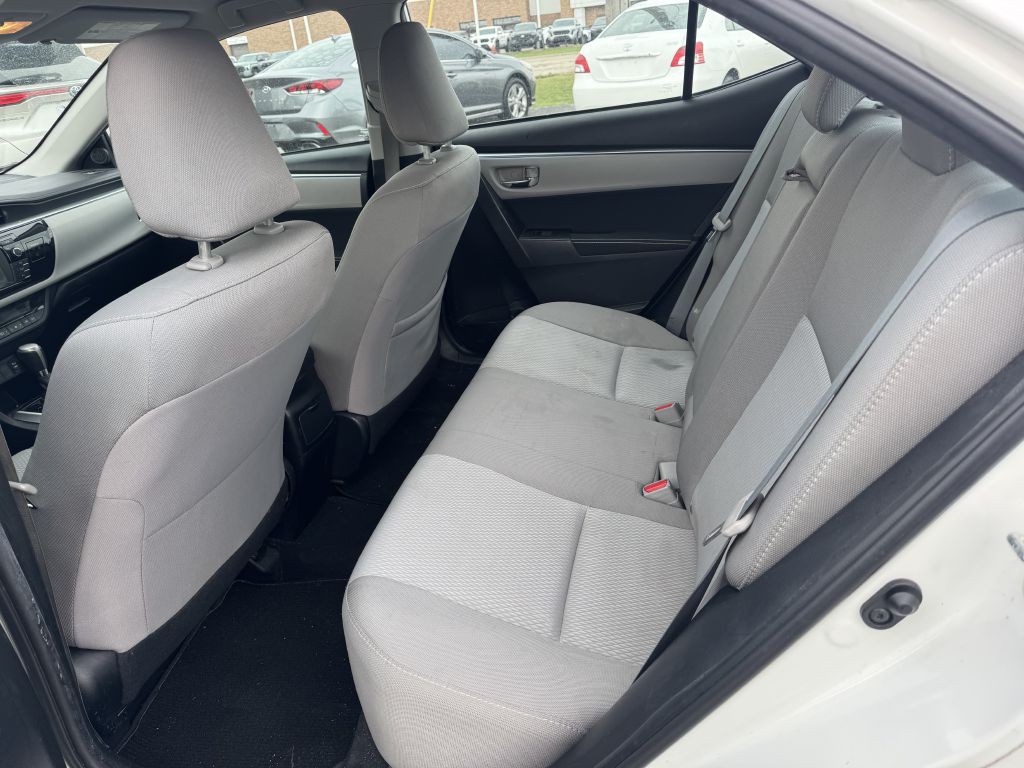 2016 Toyota Corolla Image 9