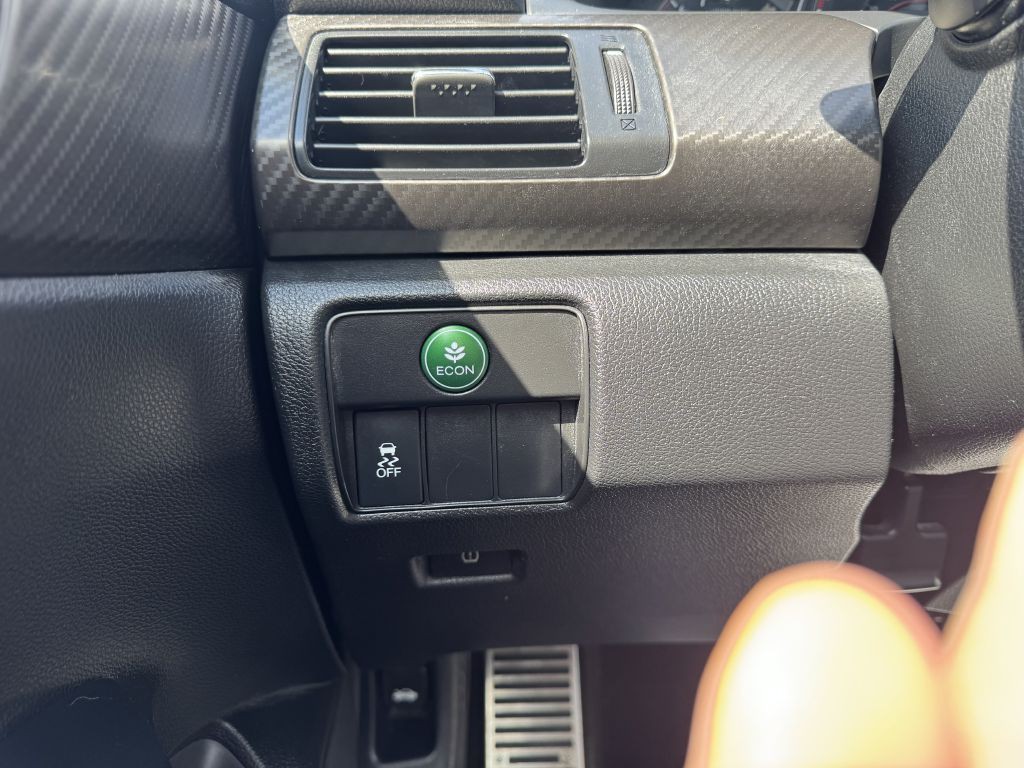 2017 Honda Accord Image 7