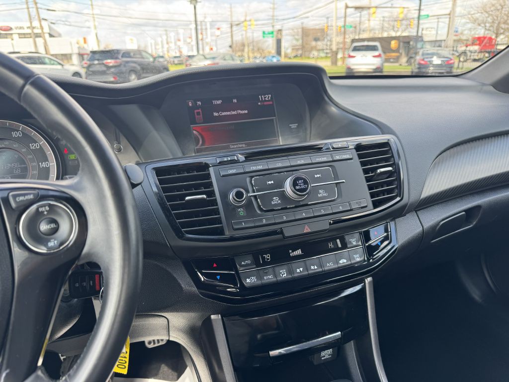 2017 Honda Accord Image 9