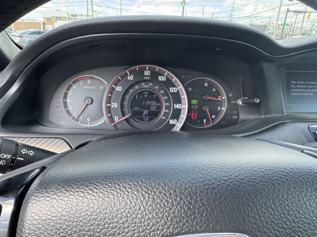 2017 Honda Accord Image 10