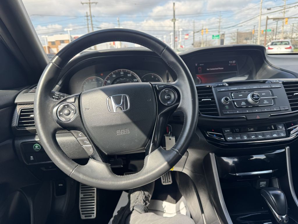 2017 Honda Accord Image 12