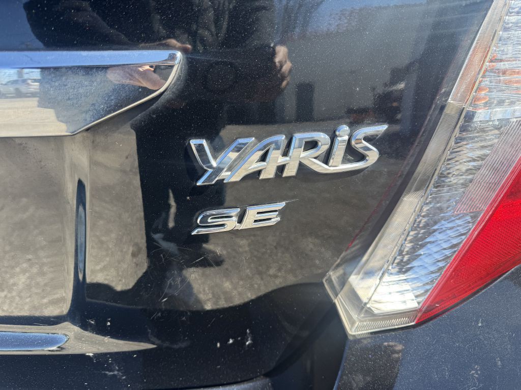 2012 Toyota Yaris Image 12