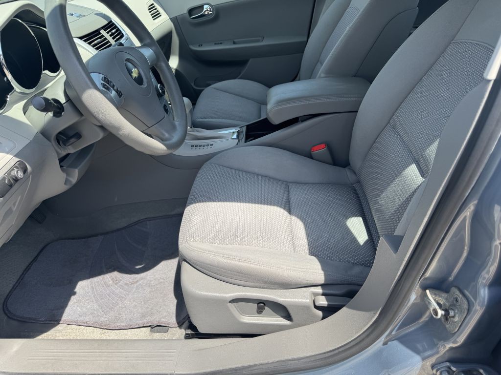 2008 Chevrolet Malibu Image 11