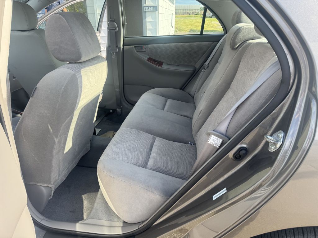 2005 Toyota Corolla Image 9