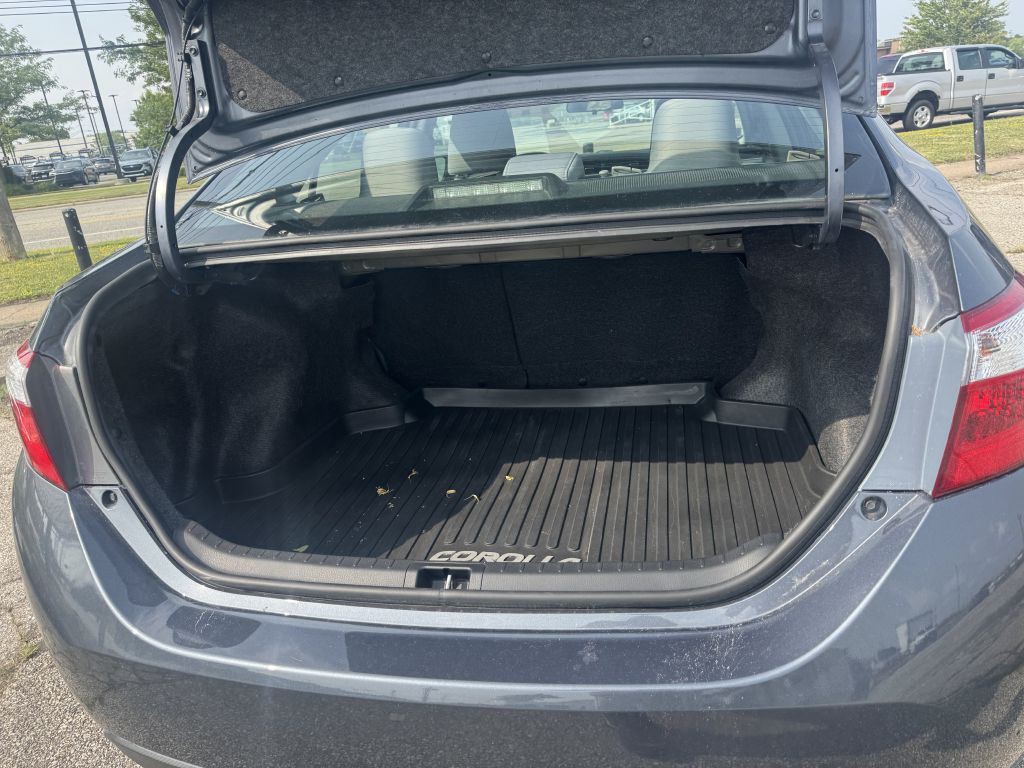 2016 Toyota Corolla Image 8