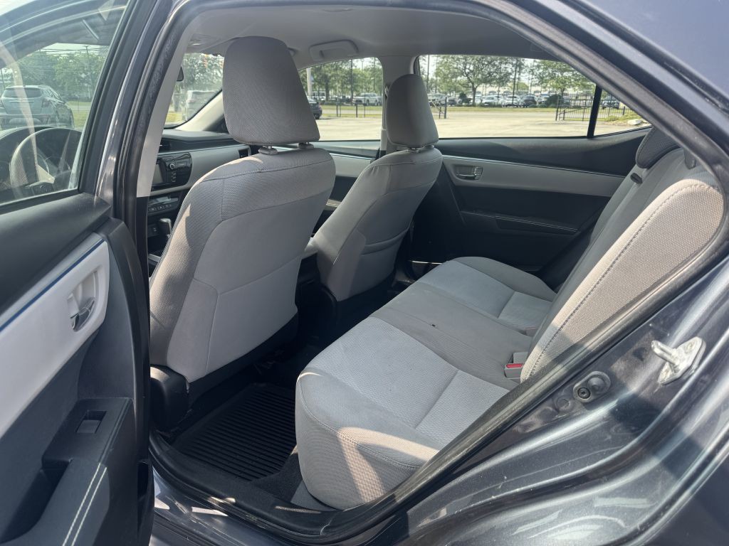 2016 Toyota Corolla Image 11