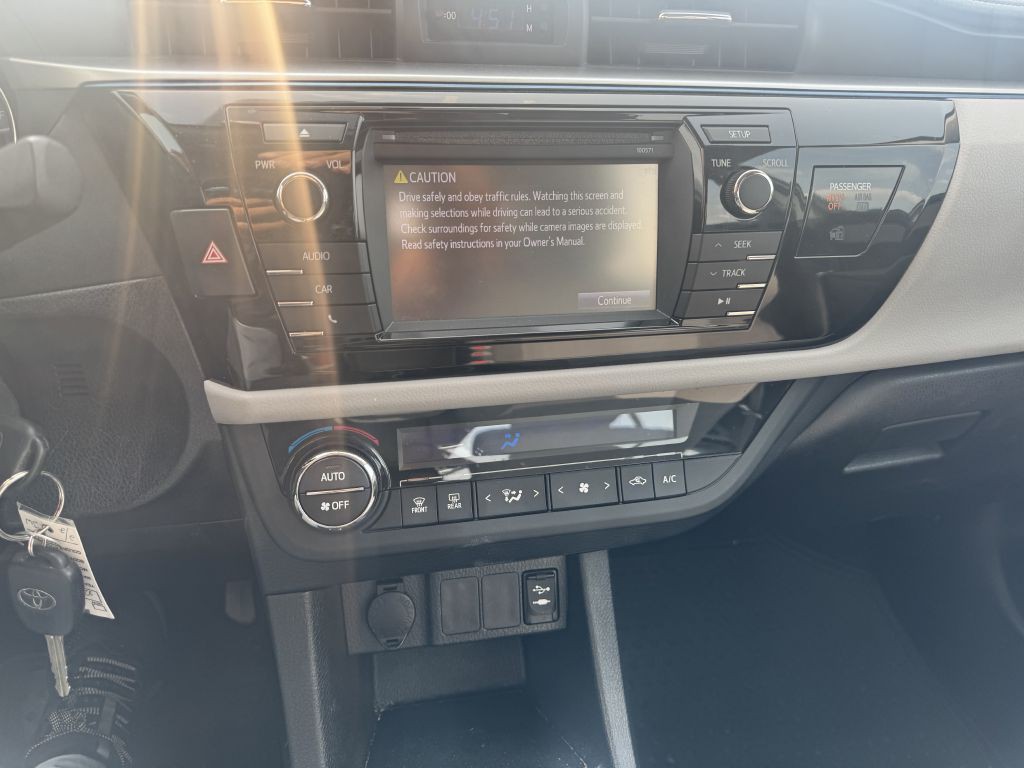 2016 Toyota Corolla Image 13