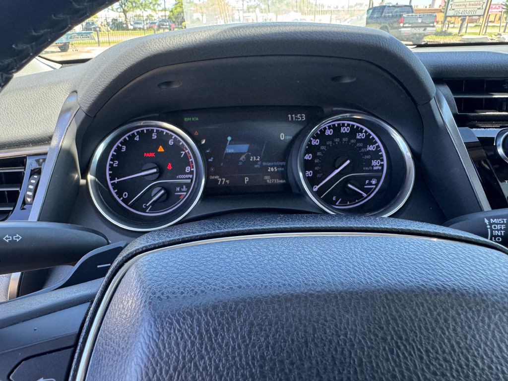 2020 Toyota Camry Image 14