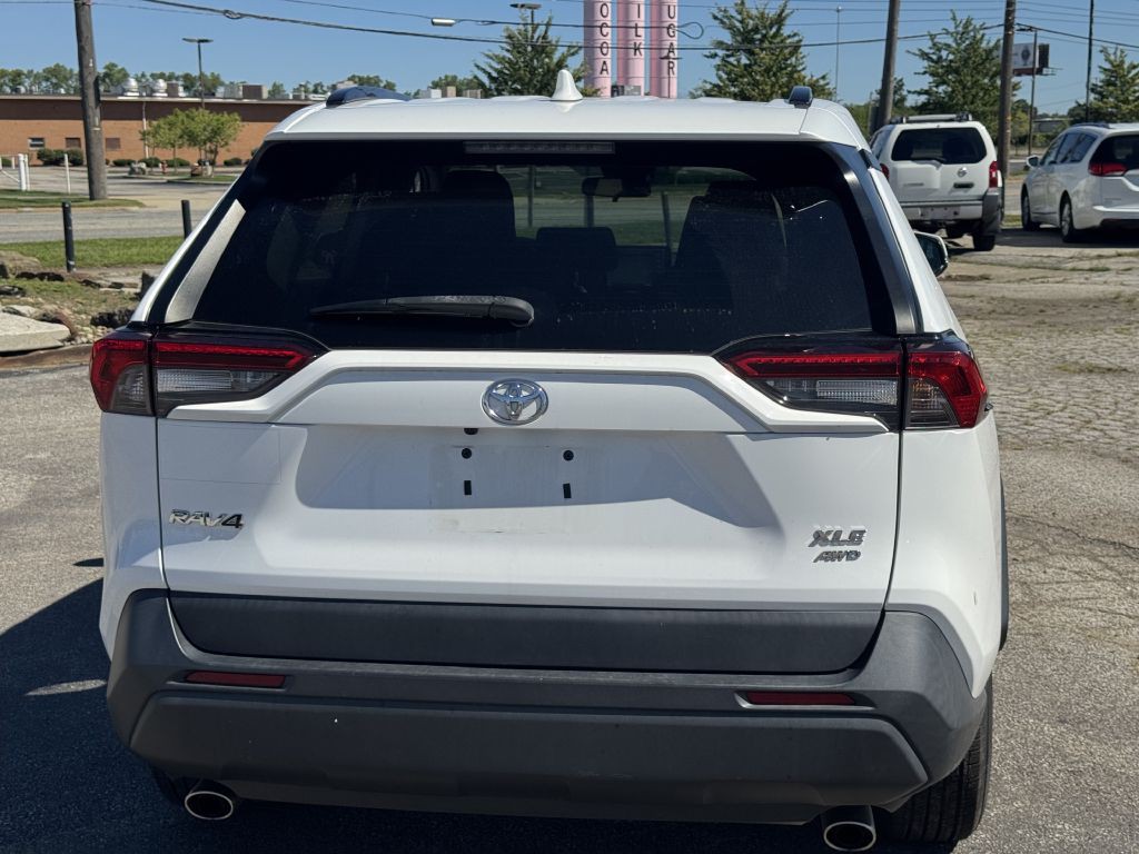 2020 Toyota Rav4 Image 3