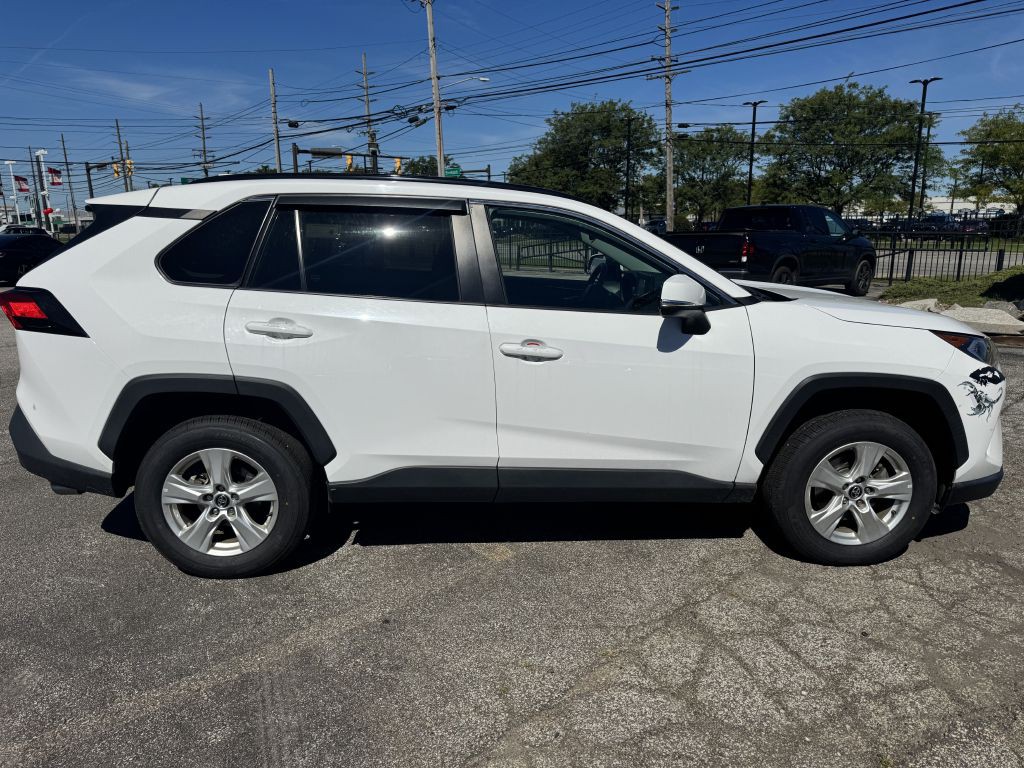 2020 Toyota Rav4 Image 4