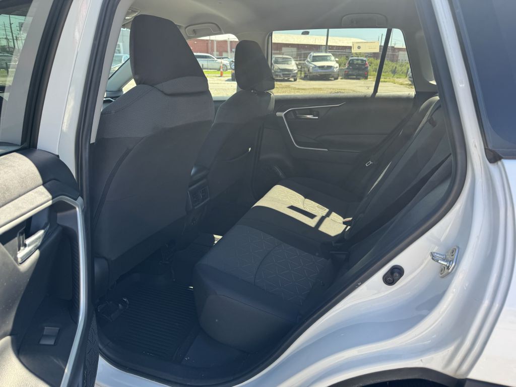 2020 Toyota Rav4 Image 8