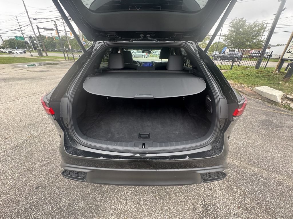 2025 Lexus RX Image 13
