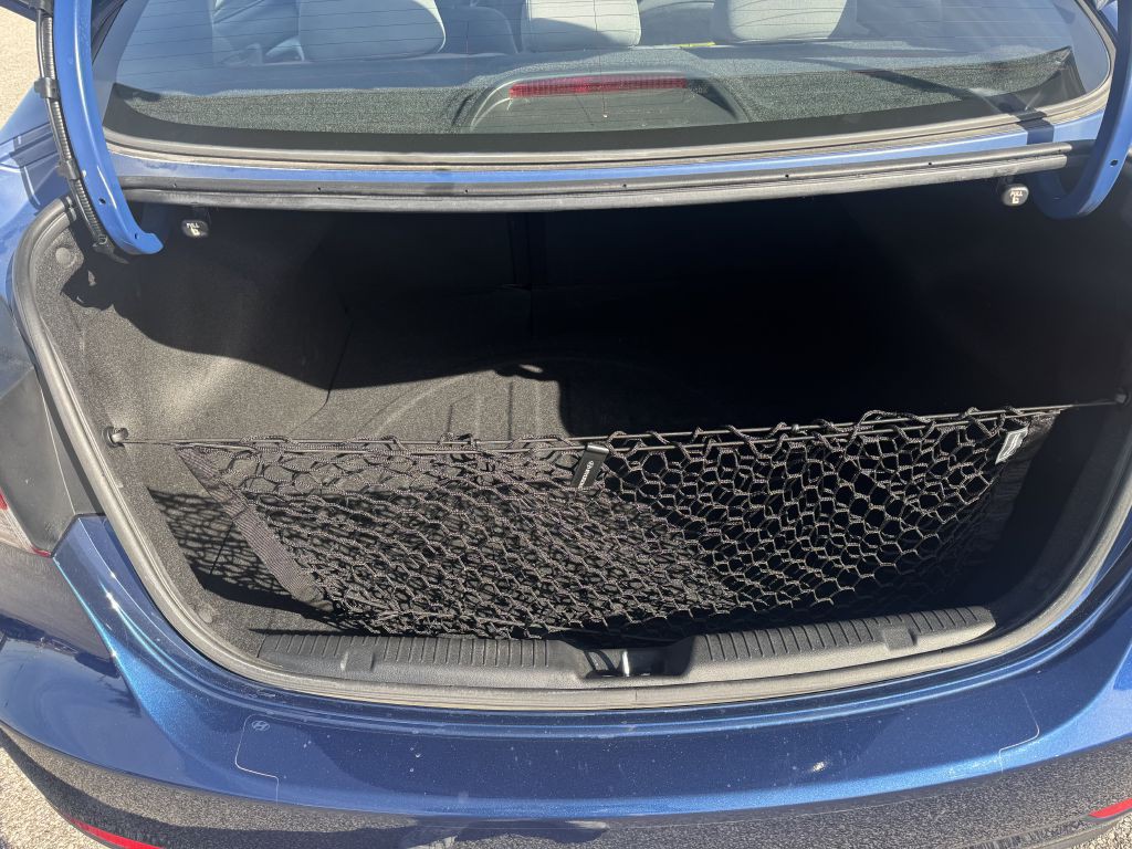 2016 Hyundai Elantra Image 5