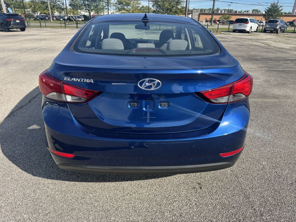 2016 Hyundai Elantra Image 7