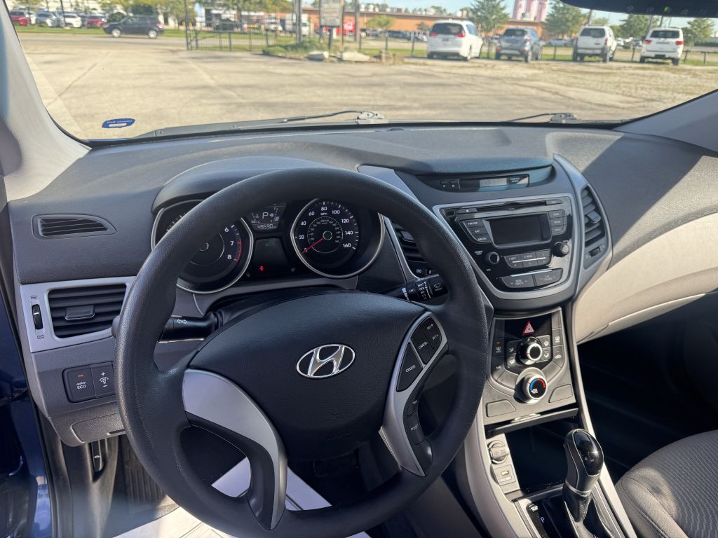 2016 Hyundai Elantra Image 11