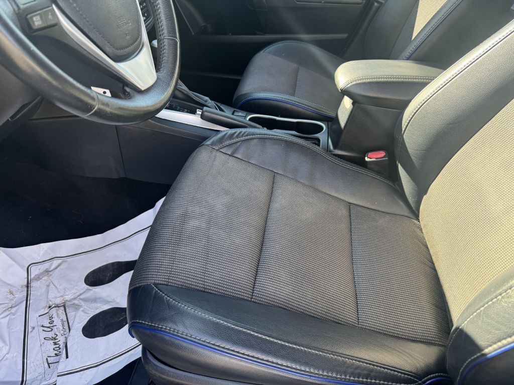 2017 Toyota Corolla Image 8