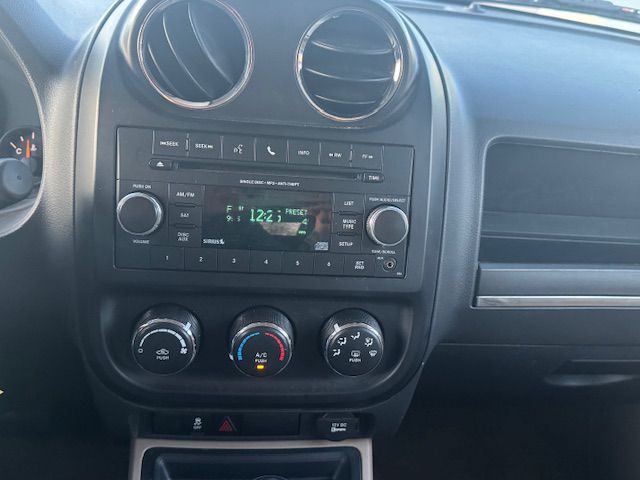 2016 Jeep Patriot Image 12