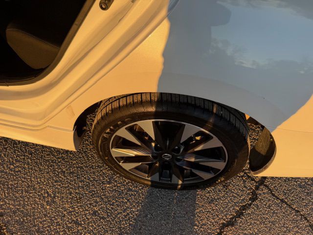 2019 Nissan Sentra Image 10