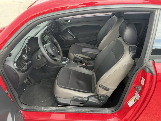 2015 Volkswagen Beetle Image 5