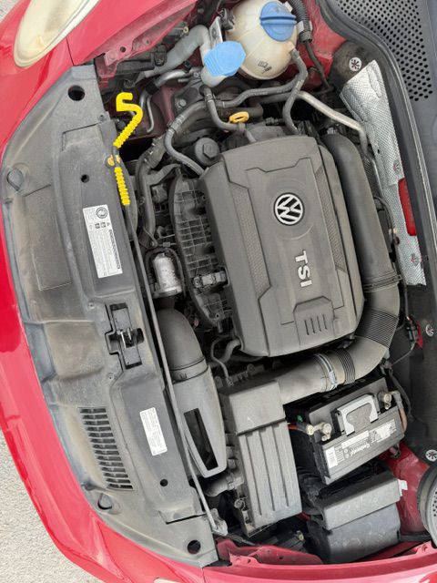 2015 Volkswagen Beetle Image 12
